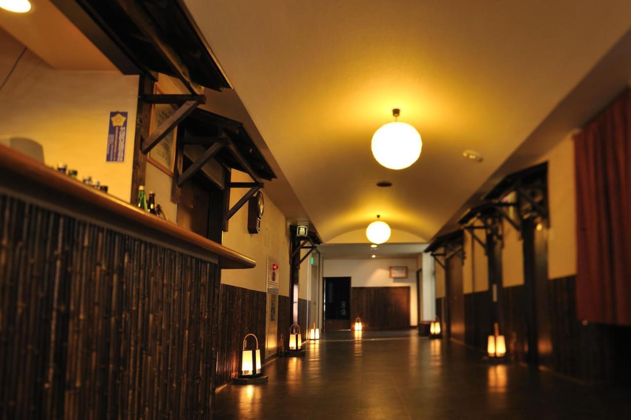 宿屋 つばき 2* 青森市
